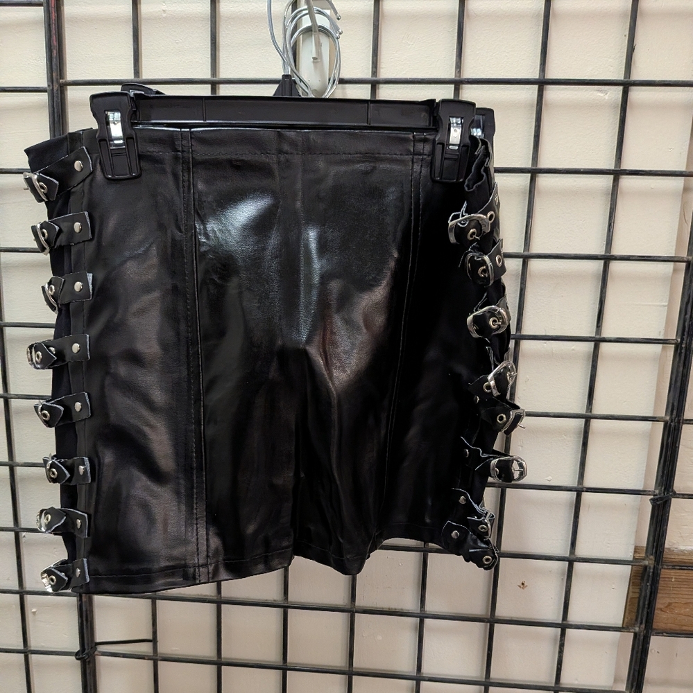 New Women's Large Biker Skirt